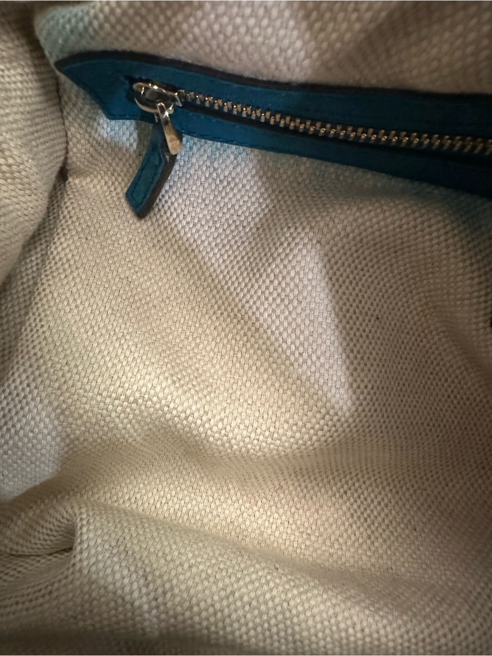 Gucci Teal Leather Soho Shoulder Tote with Tassel - Picture 6 of 16